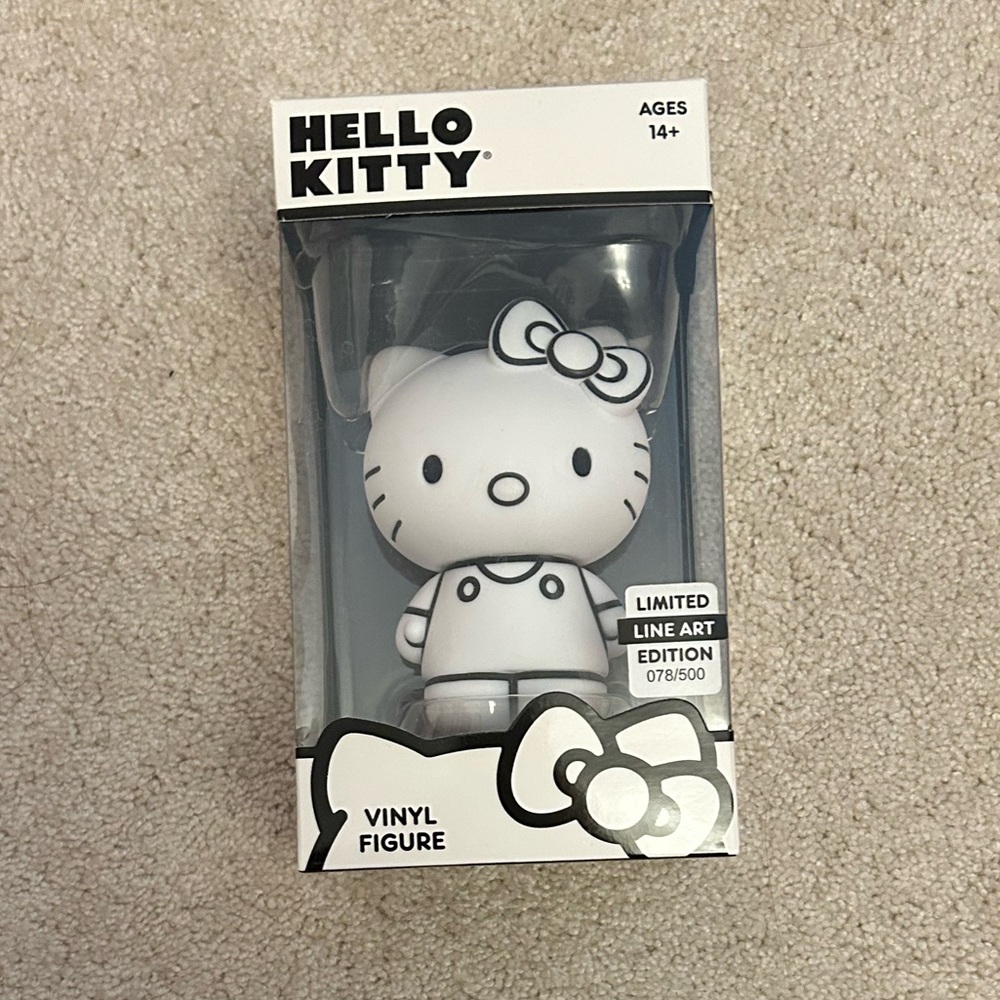 hello kitty limited edition line art edition vinyl figure